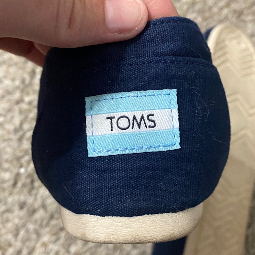 Toms Slip-On Canvas Flats in Navy - Picture 4 of 5